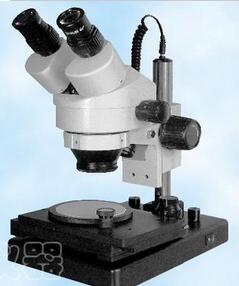 SM262A雙目連續變倍體視顯微鏡（帶移動工作臺）
